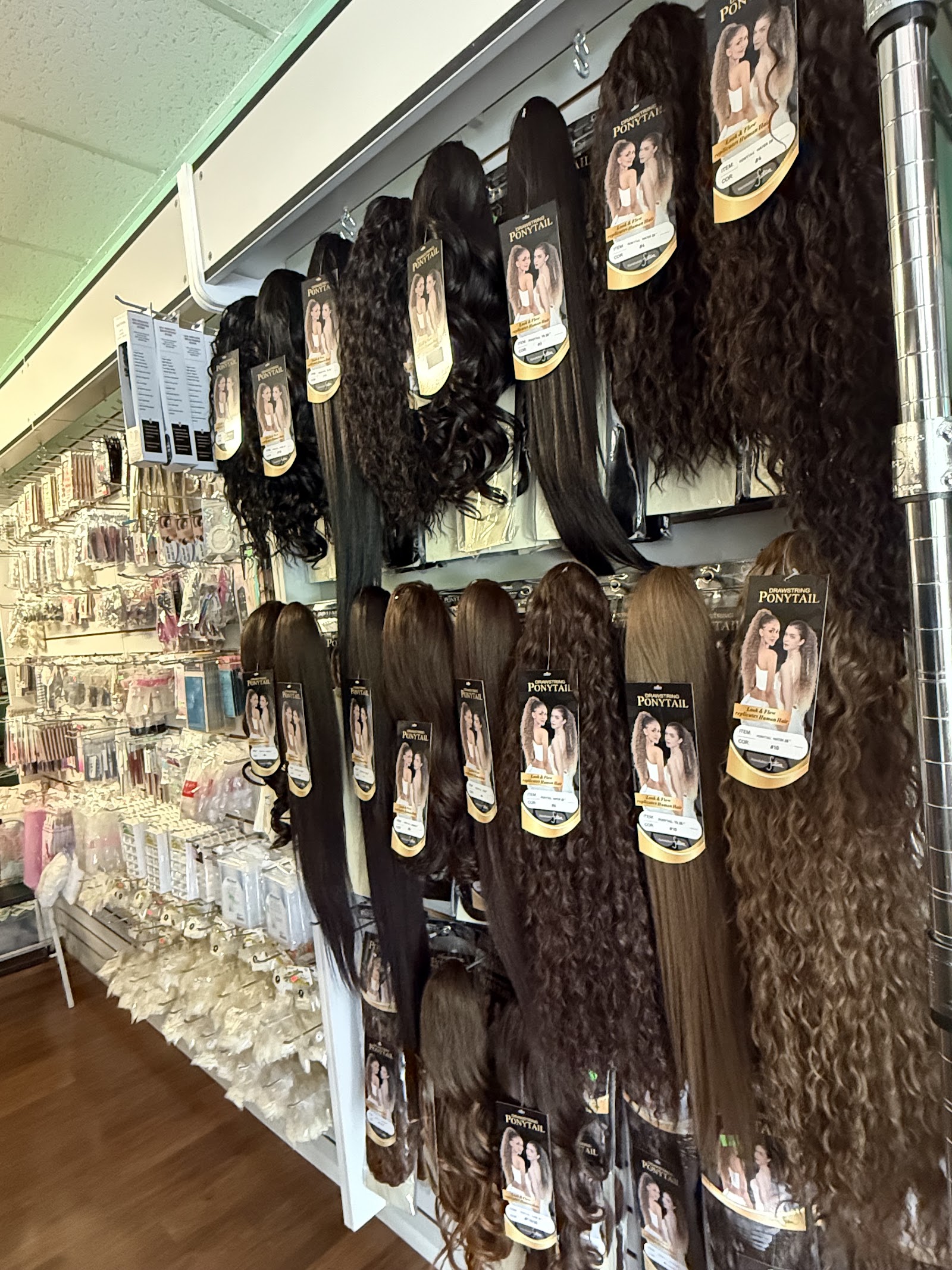 Relajate Nail salon and supply store nail photo 7